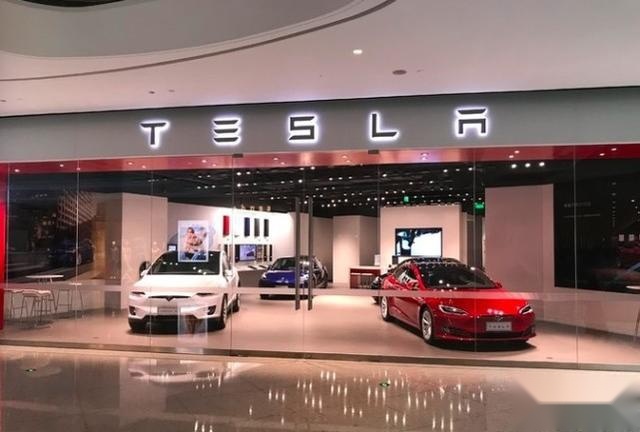 特斯拉取消7天无理由退车，连续降价，消费者意难平