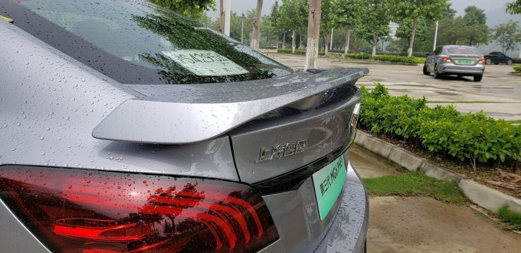 305匹的名爵6 PHEV，它真的跟外观一样运动吗？