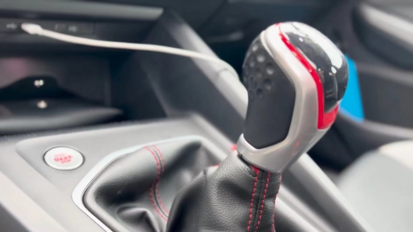大众高尔夫GTI：传奇的性能与驾驶乐趣