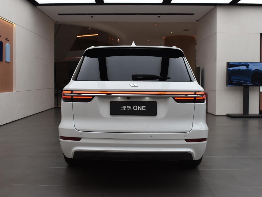 罗永浩、王兴力挺的汽车，如今已经在美国上市，市值突破百亿美元
