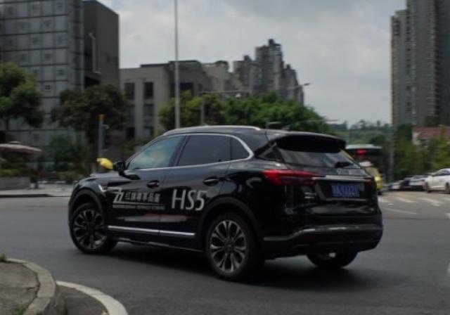 品牌力OR产品力？试驾红旗HS5，探寻其畅销的秘密