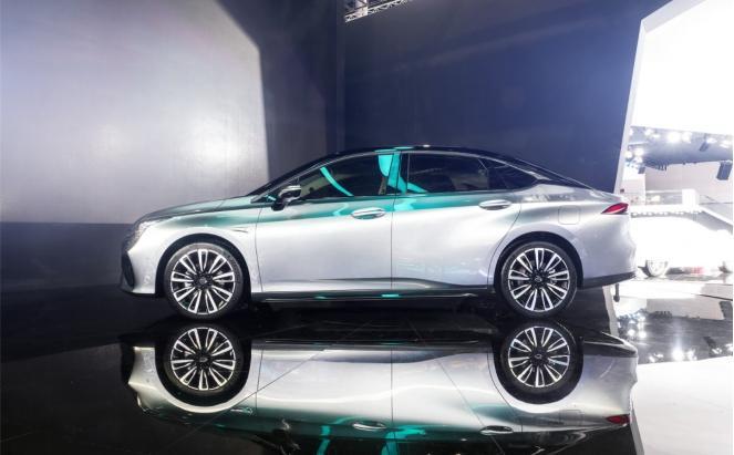 “有皮囊”“有灵魂”的电动车？广汽新能源Aion S正式上市