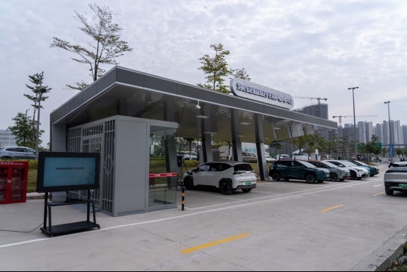 埃安发布“快速补电+V2G”计划，构筑体系化战略护城河