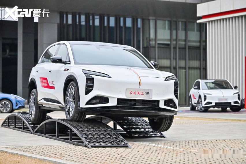 看得见的安全,一汽红旗用实测给用户一颗定心丸