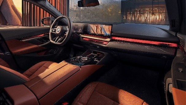 越级智能豪华座驾，全新一代BMW 5系迈入电动时代