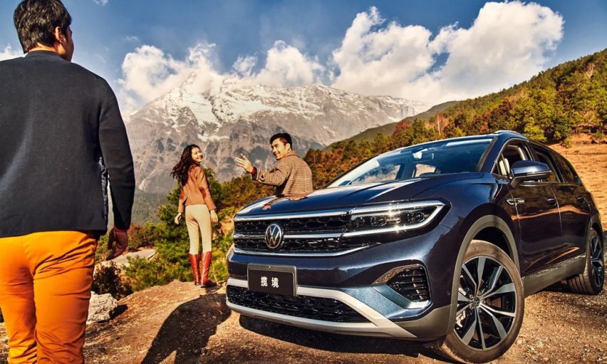 30万买宝马X7一样大的SUV！这车坐得舒服还跑得稳
