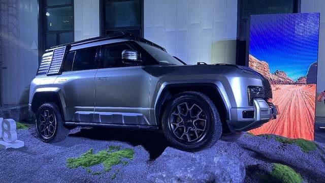 2.0T+四电机+92号汽油，仰望U8豪华版售109.8万