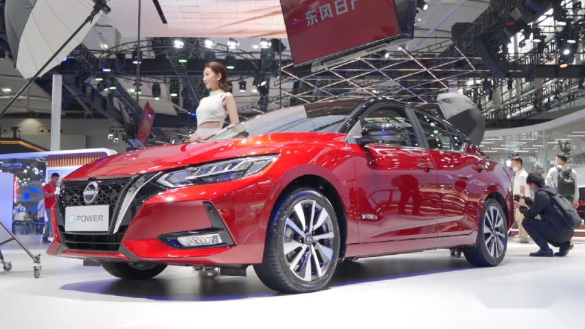 实拍东风日产e-POWER轩逸，百公里油耗3.9L，起售价13.89万