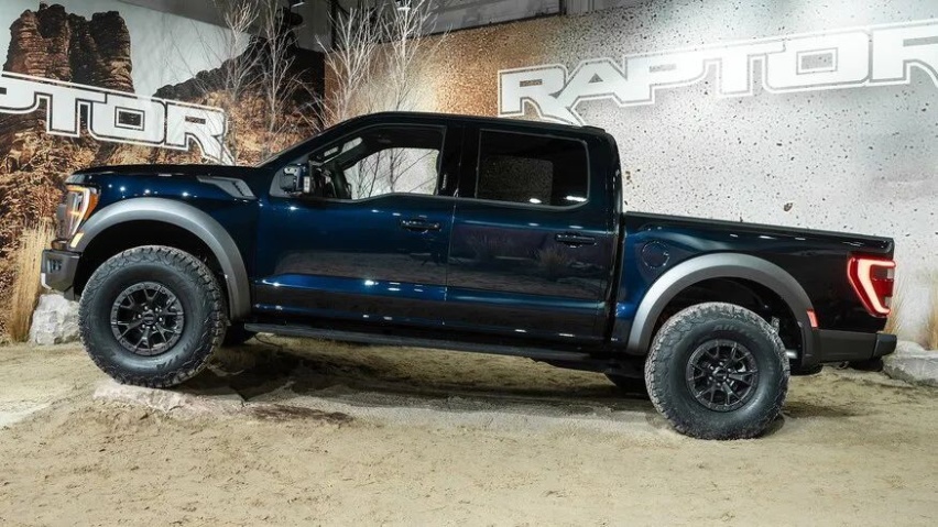 没有传说的V8，福特发布第三代F-150猛禽，后悬架变化最大