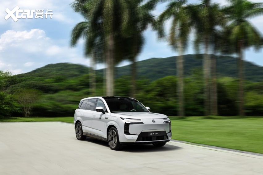 新车｜大六座安全豪华SUV腾势N8L开启预售(图2)