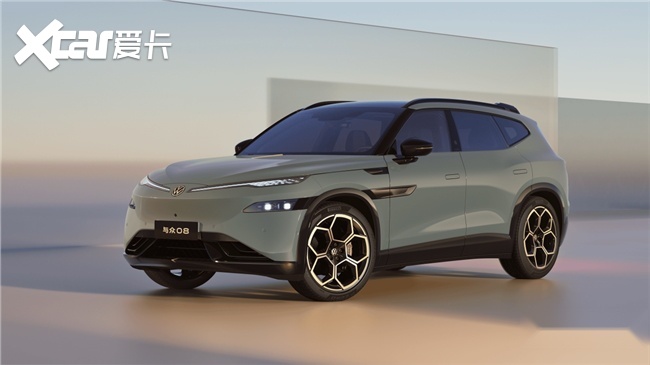 与众 08 金脊贯身光影塑魂 树立纯电 SUV 美学新标杆