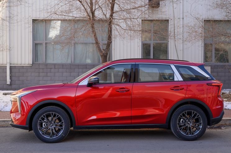 红旗小兄弟推新SUV！可能不到10万 你就说香不香