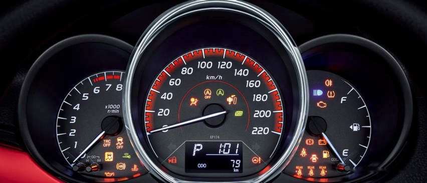 测评｜丰田威驰系列又出新车：搭1.5L自吸发动机，配置升级