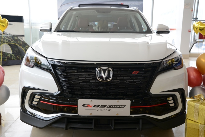 实拍新款长安CS85 COUPE：让作品味道更足