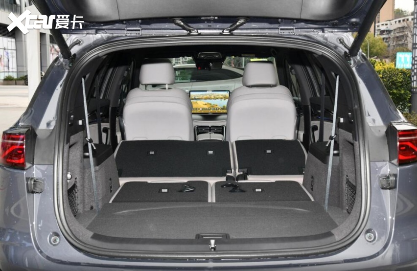 比亚迪唐dm-i荣耀版上市!卖17.98万,相当于降价3万,配置更丰富