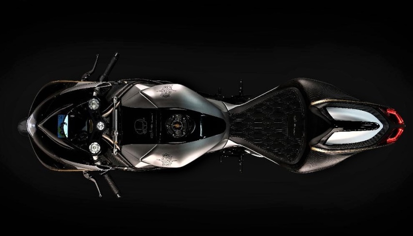 MV Agusta F4 CC 男人无法拒绝的“情人”