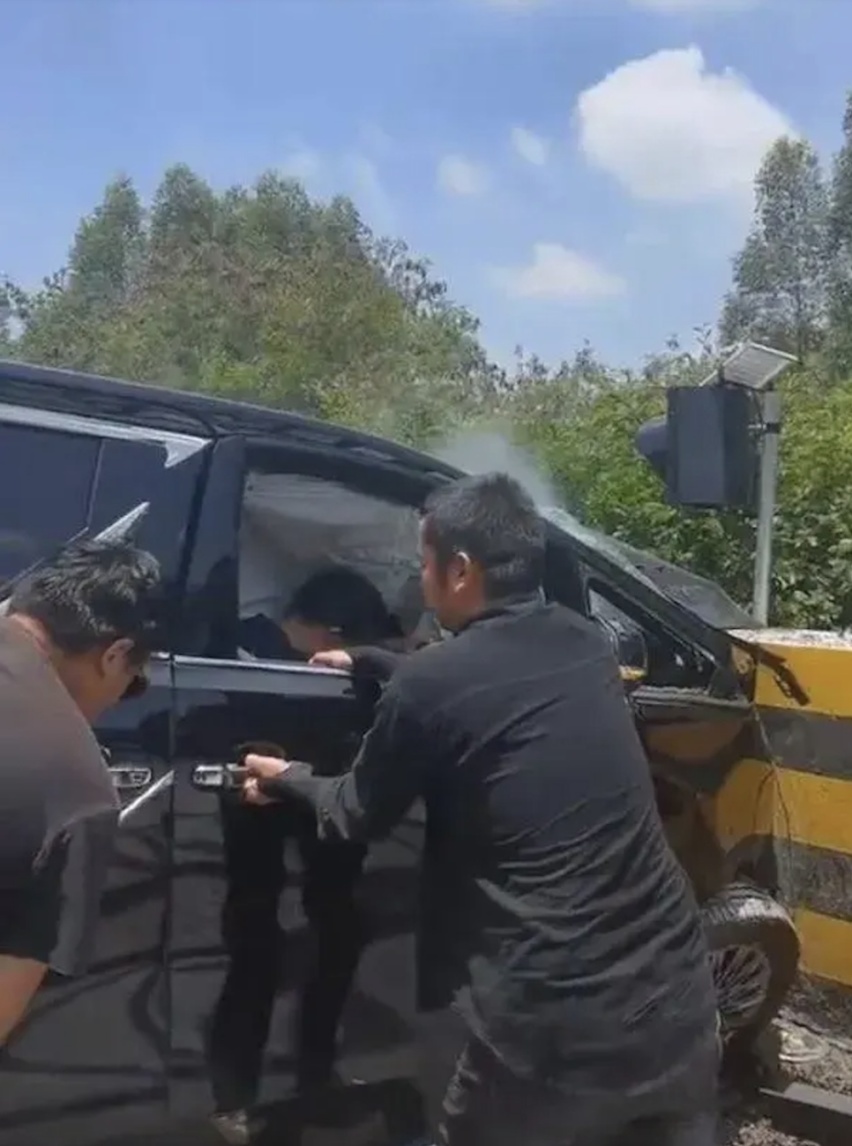 面对严重的碰撞事故依旧能够全身而退，极氪009靠的是什么？
