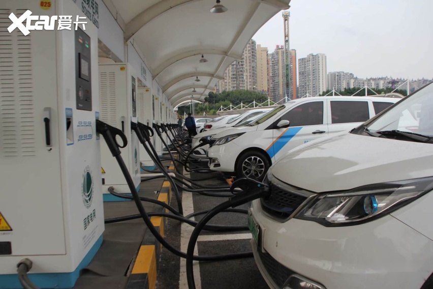 10万能买啥车？结果远超你的想象