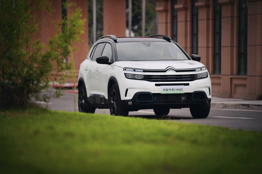 试驾雪铁龙天逸 C5 AIRCROSS 插电式混动版