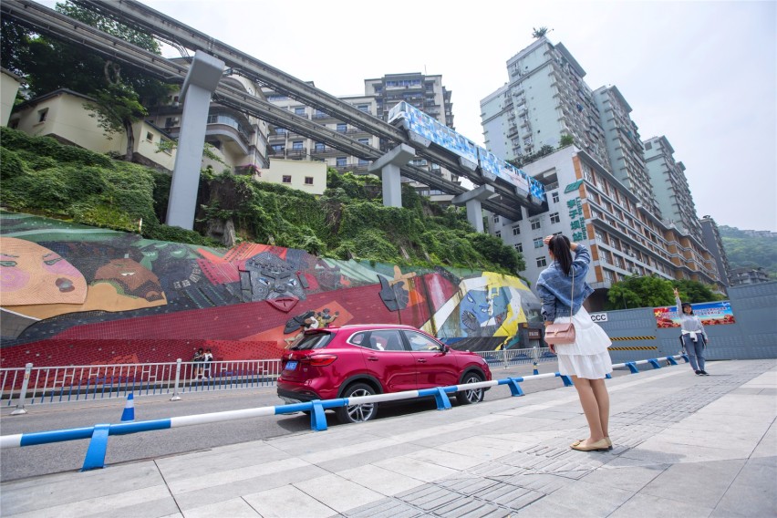 以浪漫的名义——带吃货女友邂逅重庆