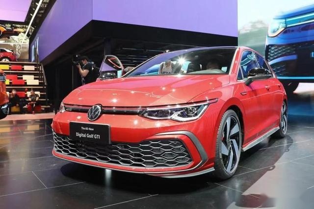国产合资性能车对比，领克02 Hatchback与高尔夫GTI，谁更胜