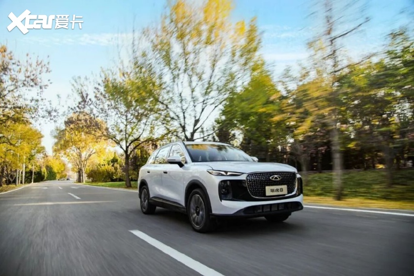 10万级家用SUV大比拼：奇瑞瑞虎8对比吉利博越L