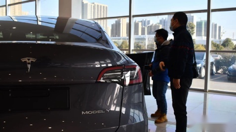 特斯拉举办Model Y首场试驾会，抢先带你看新车
