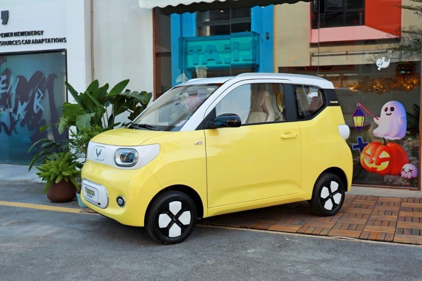 续航215km好开好用好停，宏光MINIEV第三代马卡龙才是代步车首选