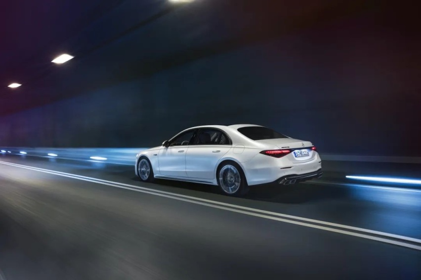 V8+混动系统,全新AMG S 63超过800马力