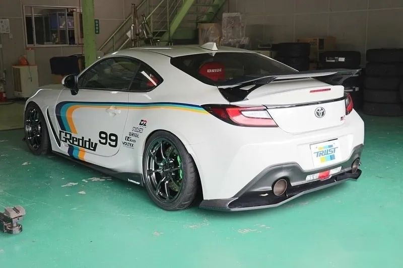 VOLTEX推出丰田GR86宽体套件，没了GReddy制约更好发挥？