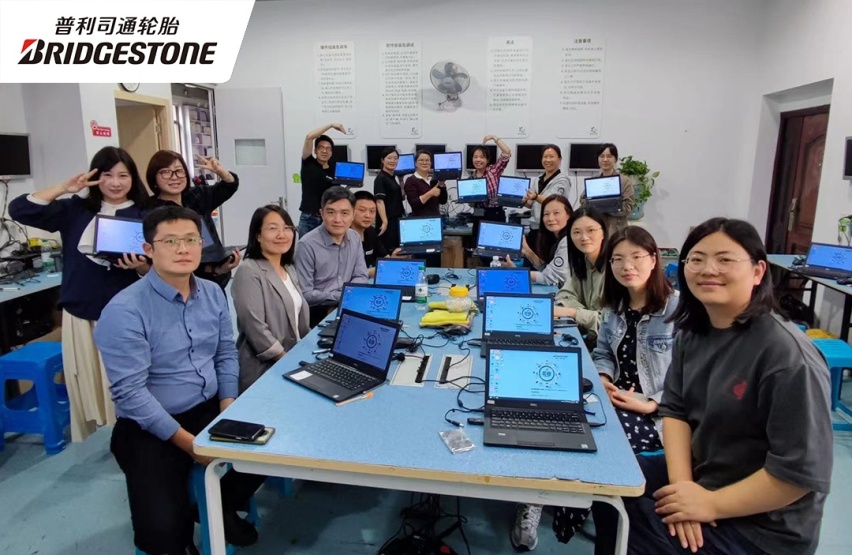 助力可持续数字化教育，普利司通绿色电脑教室捐赠及再生仪式在沪举办
