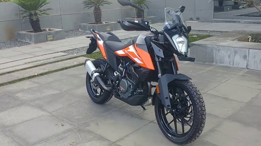 KTM 250 Adv日本上市 卖4.3万人民币 你还期待吗