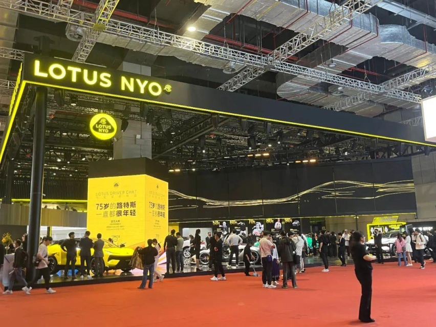 上海车展话题最热的纯电跑车：最便宜不到20万，最贵2188万！