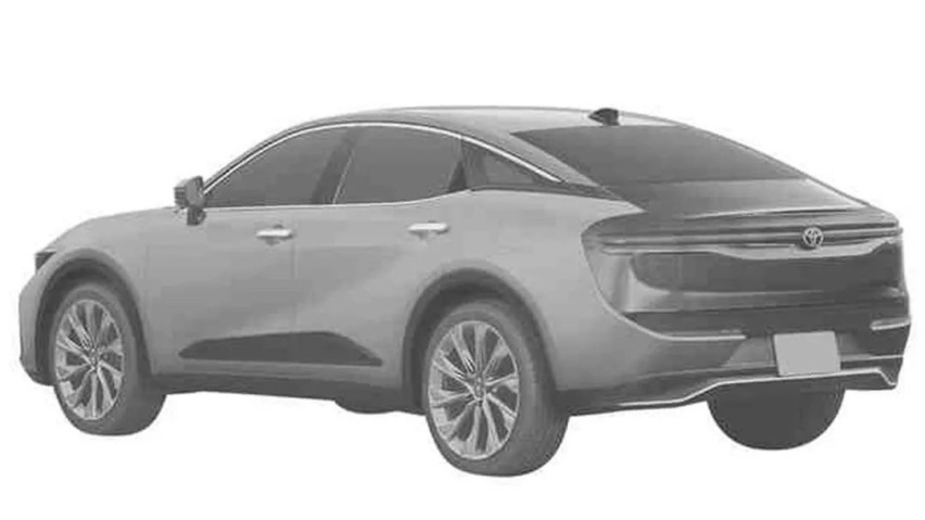 丰田全新皇冠造型细节曝光、哈弗H6插混版国内曝光…