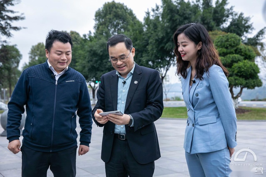 董事长带头“直播带货” 长安发布“APA6.0”智能新科