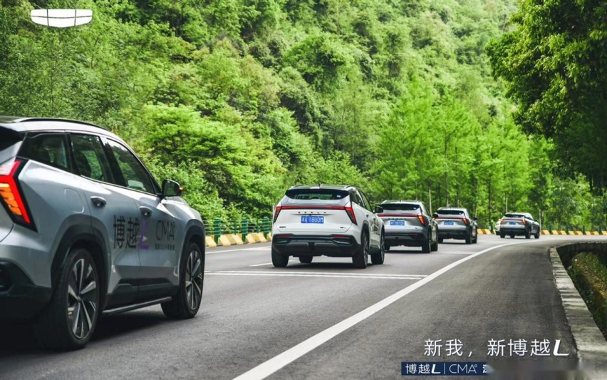 2.0T动力傍身+全套主动安全系统，你很难相信，这车只卖15万