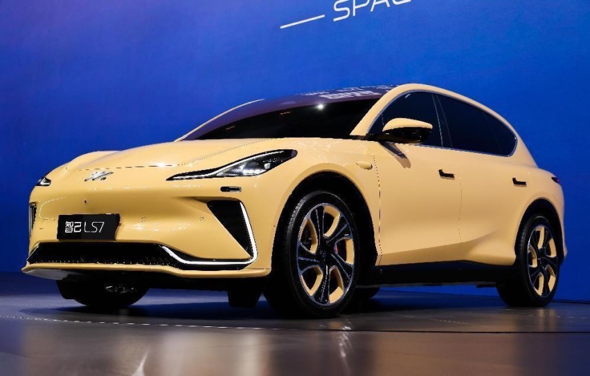 「中大型豪华SUV」智己LS7开启全国预售,价格区间35-50万元