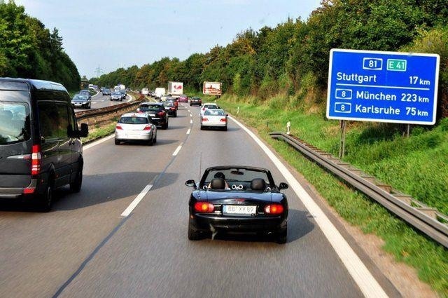 再降价！15万的Model 3可期？合资品牌也大降价！