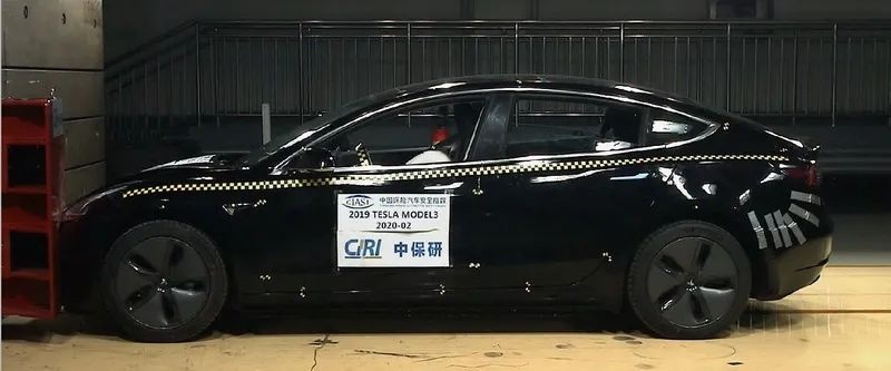 这一撞算是撞出了价值来了？我想当尊贵韭菜
