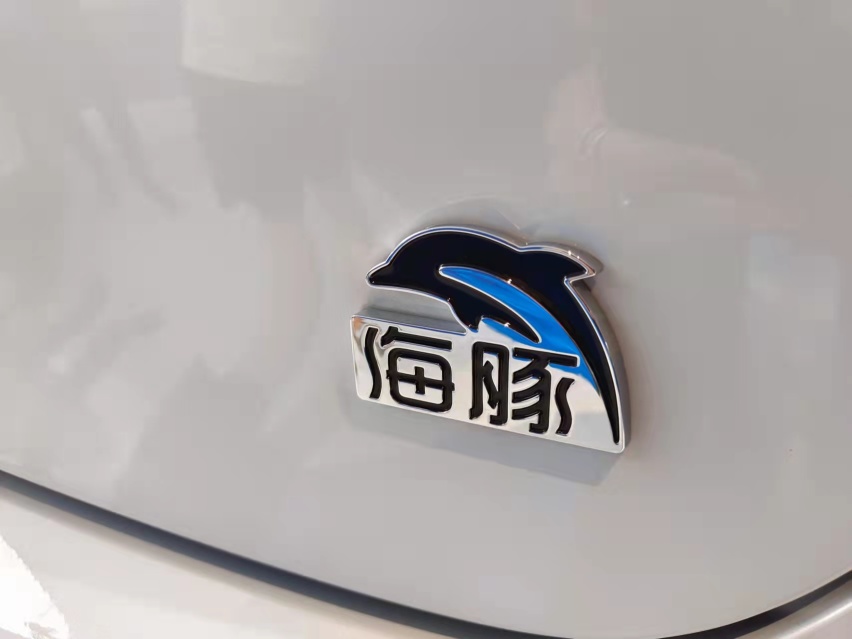 新能源销量五连冠，比亚迪为何如此深受市场喜爱？