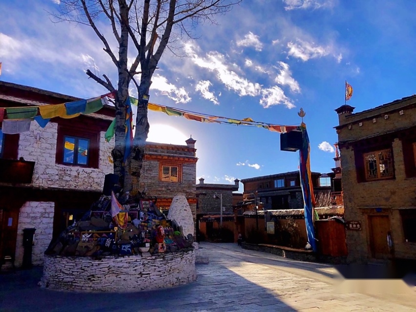 旅朋友丨冬日自驾理塘，探寻丁真家乡