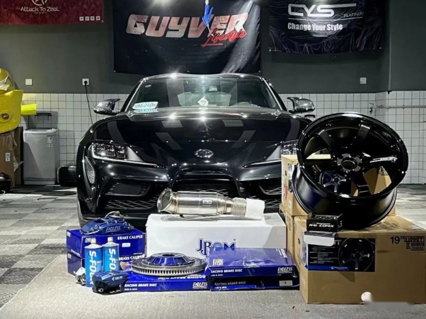 满是碳纤维件的丰田Supra，为了一套轮毂而舍去Endless刹车