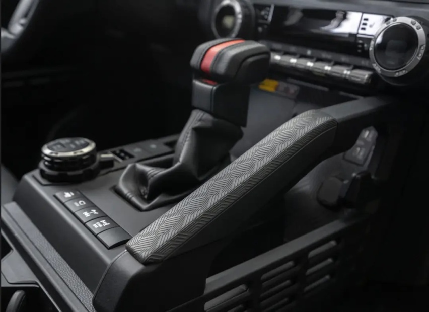 【E汽车】普拉多第六代4Runner（超霸）发布全新官图
