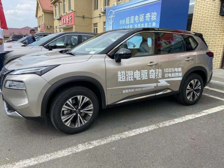 像插混四驱SUV一样好开：试驾奇骏超混电驱
