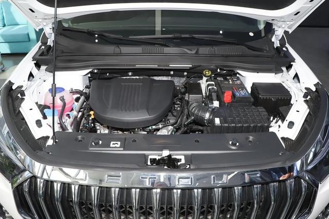 捷途X90 PLUS大家庭欢乐版上市，1.6T动力，售价12.29万元