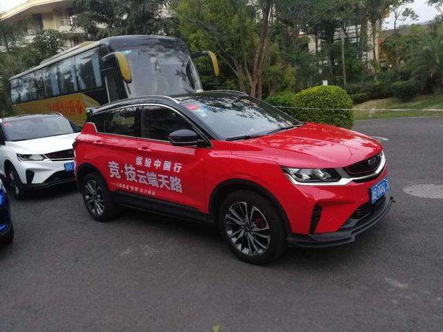 在百山之间的“魔鬼天路”上追杀霸道，有人还跑出了1.1L的油耗
