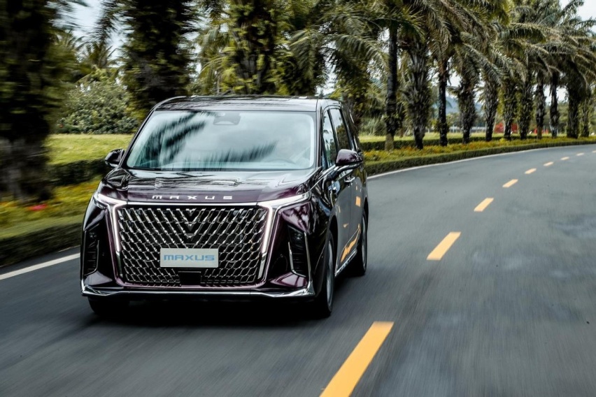 2.0T+8AT,别克GL8挑战者?上汽大通MAXUS G90上市