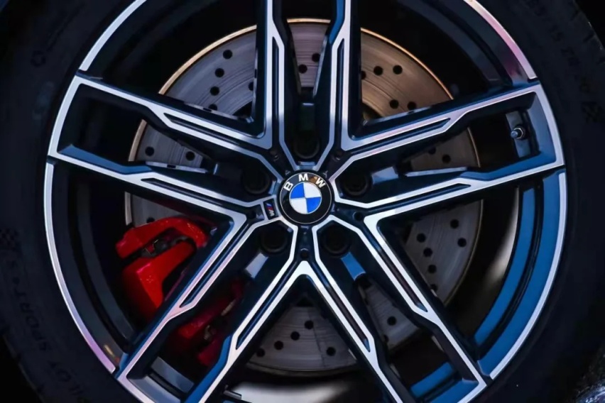 BMW M：顶级赛事屡屡失意，为何仍受粉丝追捧？