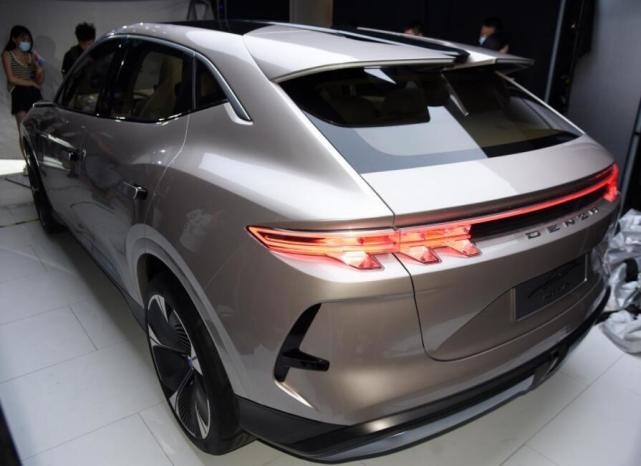 仰望之后又有全新SUV！腾势1月11日将发布全新物种