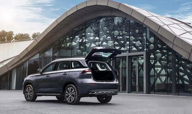 敢与特斯拉叫板，长安欧尚X7打造10万级最智能国产SUV